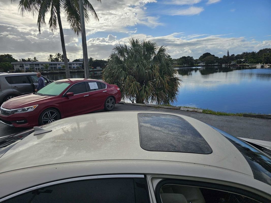 Used 2012 Lexus ES 350 image 21