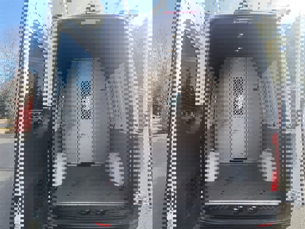 Used 2023 Mercedes-Benz Sprinter 2500 image 22