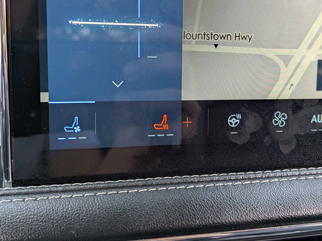 Used 2023 Lincoln Corsair Reserve w/ Equipment Group 201A AWD/4WD image 24