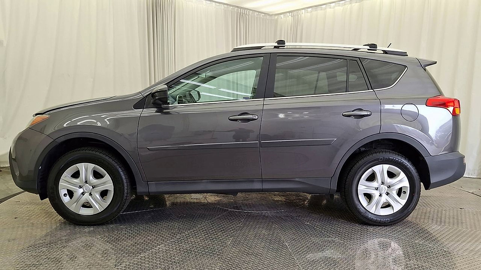 Used 2014 Toyota RAV4 LE image 8