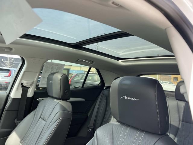 Used 2024 Buick Envision Avenir image 19