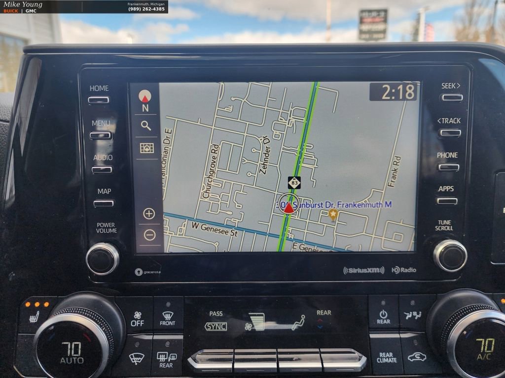 Used 2020 Toyota Highlander XLE image 42