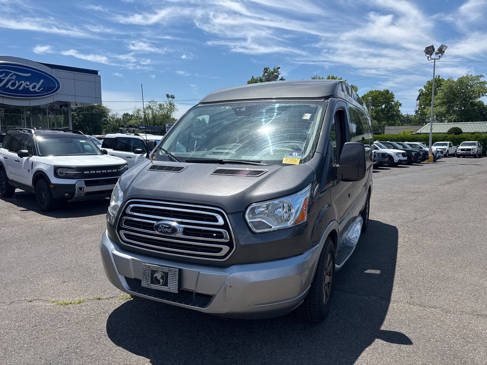 Used 2017 Ford Transit 150 XLT RWD image 1