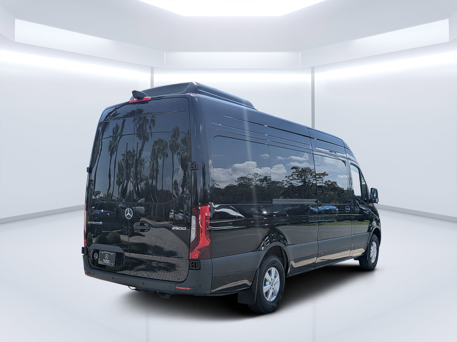 New 2025 Mercedes-Benz Sprinter 2500 image 3