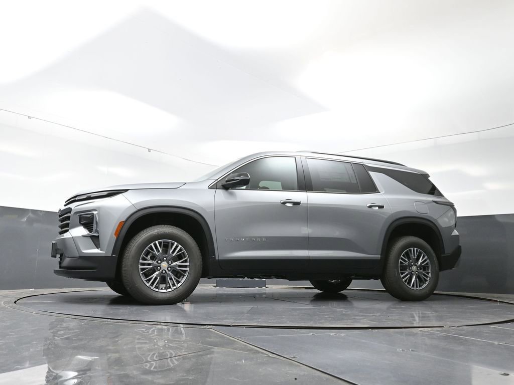 New 2026 Chevrolet Traverse LT w/ Driver Confidence Package image 40