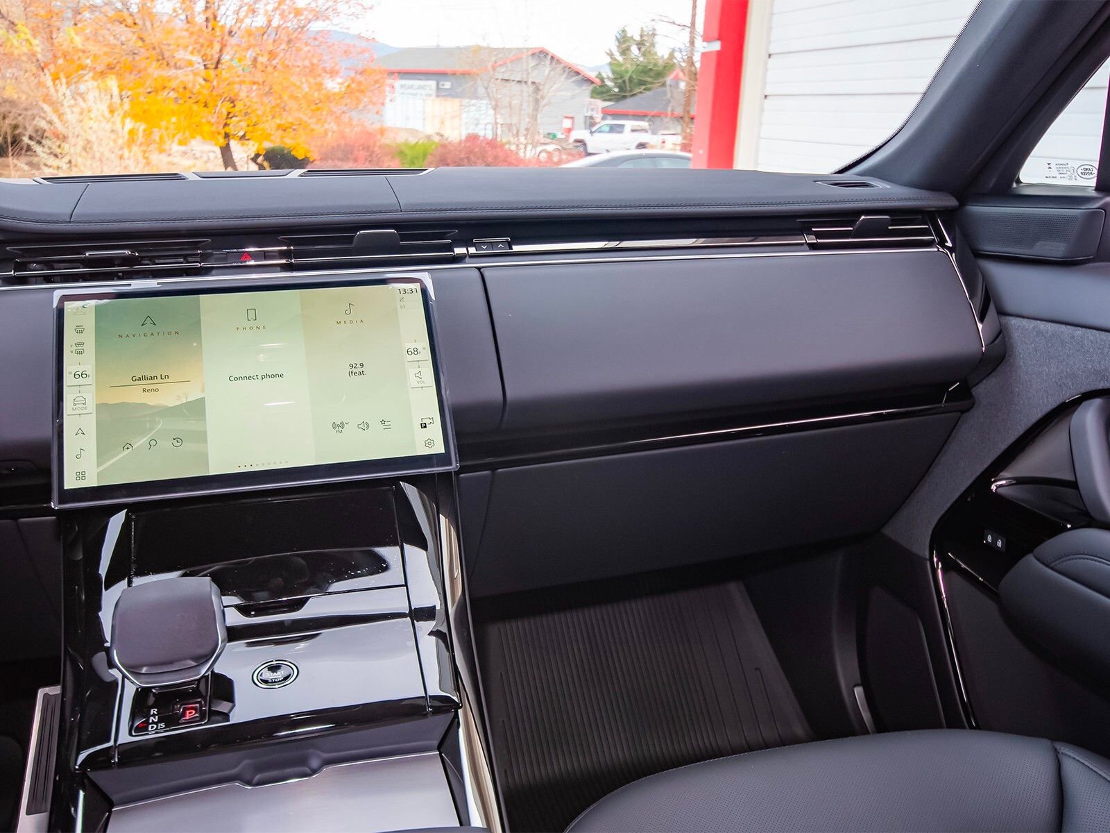 New 2025 Land Rover Range Rover Sport Dynamic SE image 40