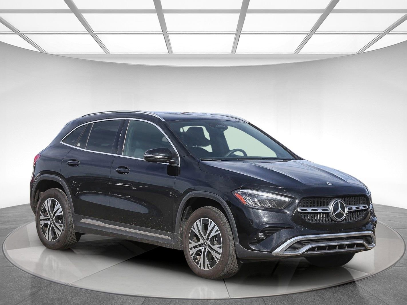 Used 2025 Mercedes-Benz GLA 250 image 4