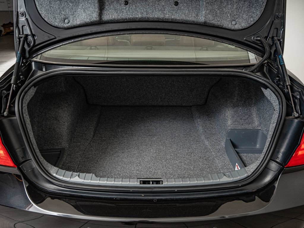 Used 2011 BMW 328i xDrive Sedan image 36