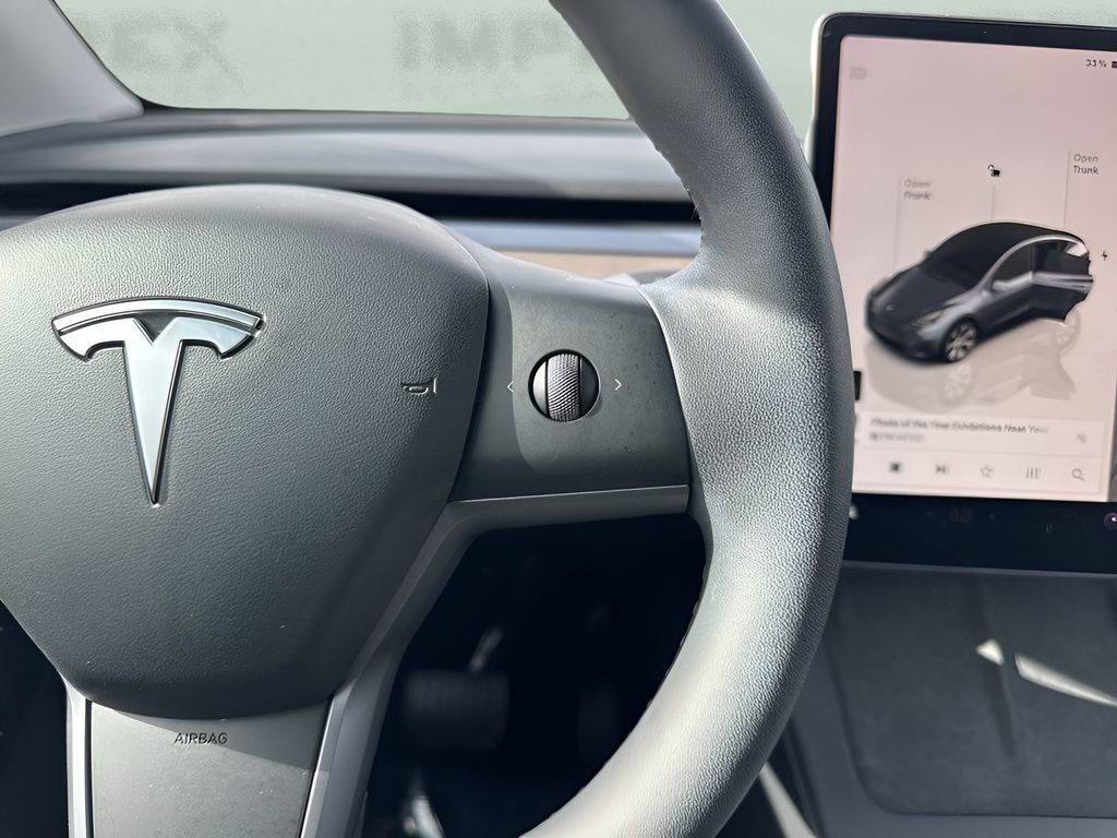 Used 2023 Tesla Model Y Long Range image 16