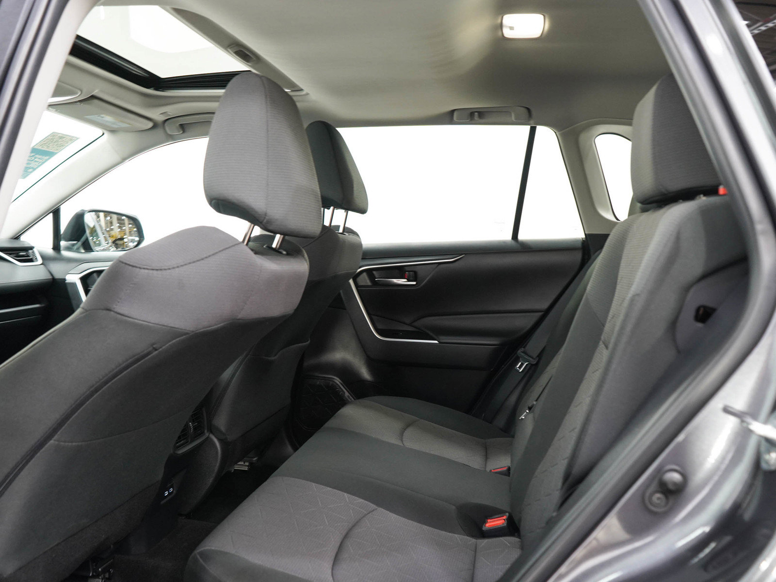 Used 2023 Toyota RAV4 XLE w/ Convenience Package AWD/4WD image 15