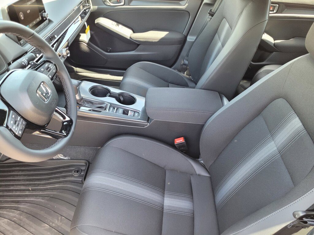 Certified 2025 Honda Civic Sport image 12