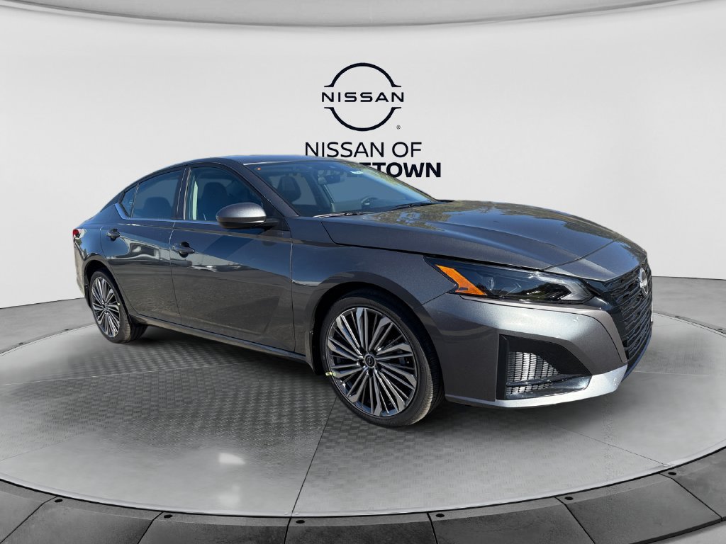 New 2026 Nissan Altima 2.5 SV w/ SV Premium Package AWD/4WD image 7