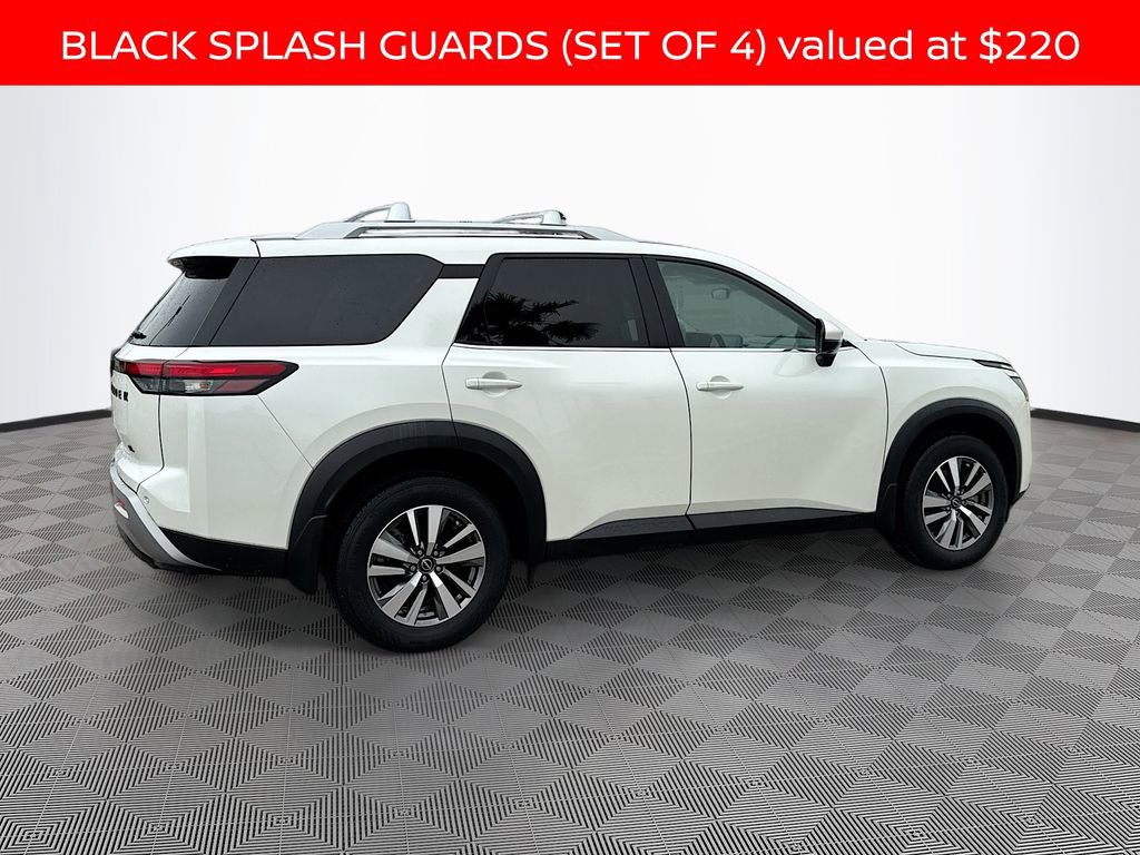 Used 2023 Nissan Pathfinder SL w/ Black Appearance Package FWD image 5