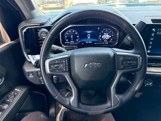 Used 2024 Chevrolet Silverado 1500 RST w/ Z71 Off-Road Package AWD/4WD image 9