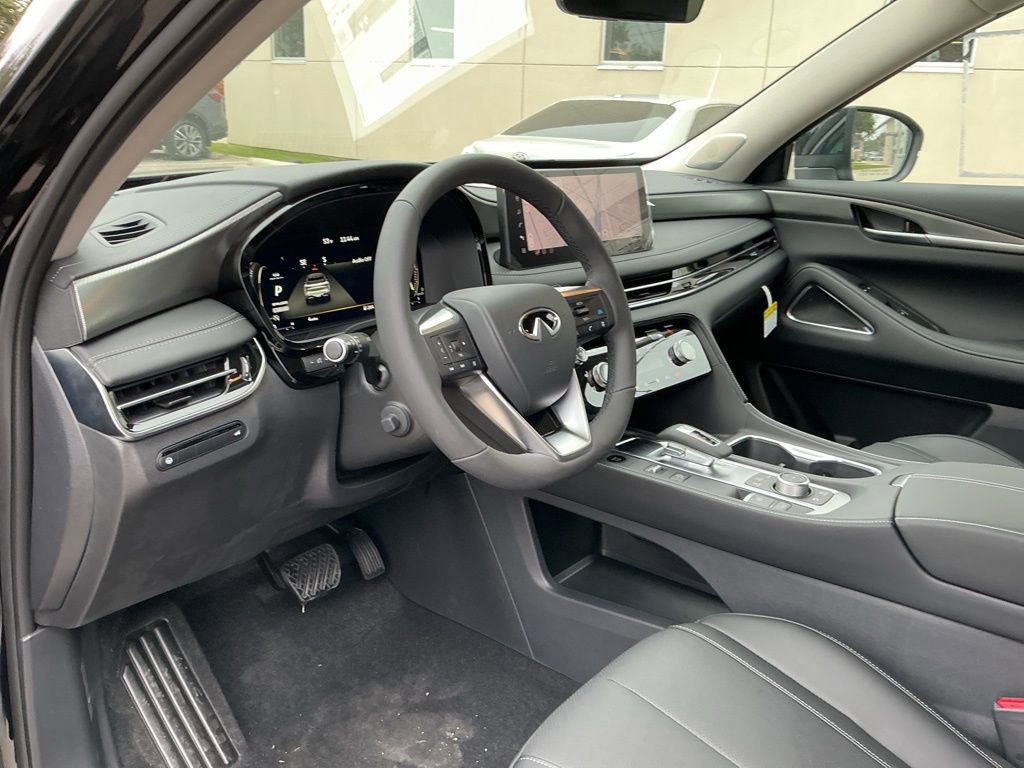Certified 2026 INFINITI QX60 Luxe w/ Cargo Package FWD image 22
