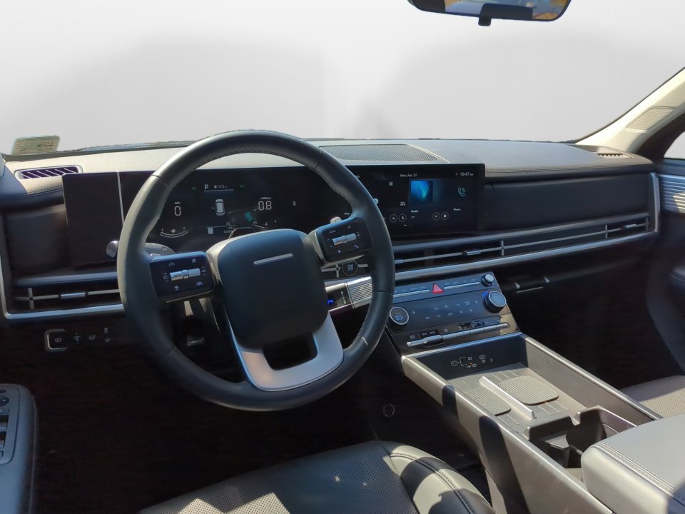Used 2025 Hyundai Santa Fe XRT AWD/4WD image 11