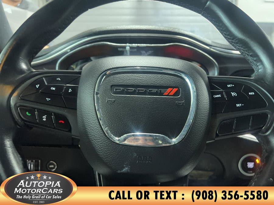 Used 2017 Dodge Challenger R/T Scat Pack RWD image 14