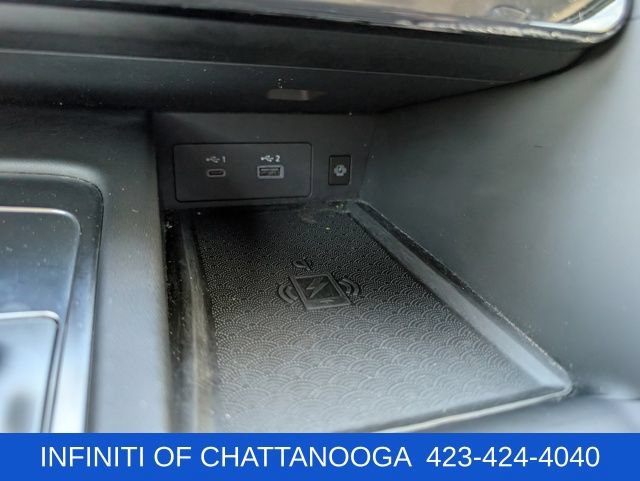 Used 2023 INFINITI QX60 Sensory w/ Cargo Package AWD/4WD image 17