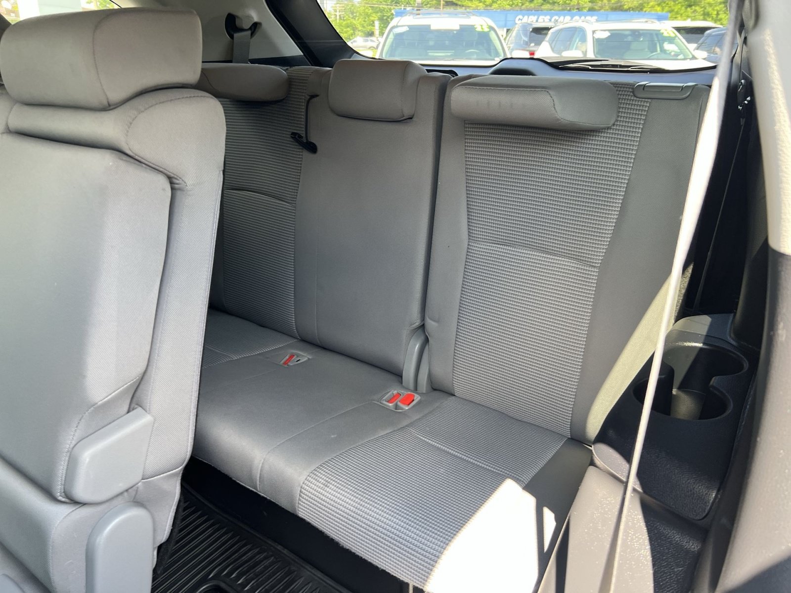 Used 2023 Toyota Highlander LE AWD/4WD image 24