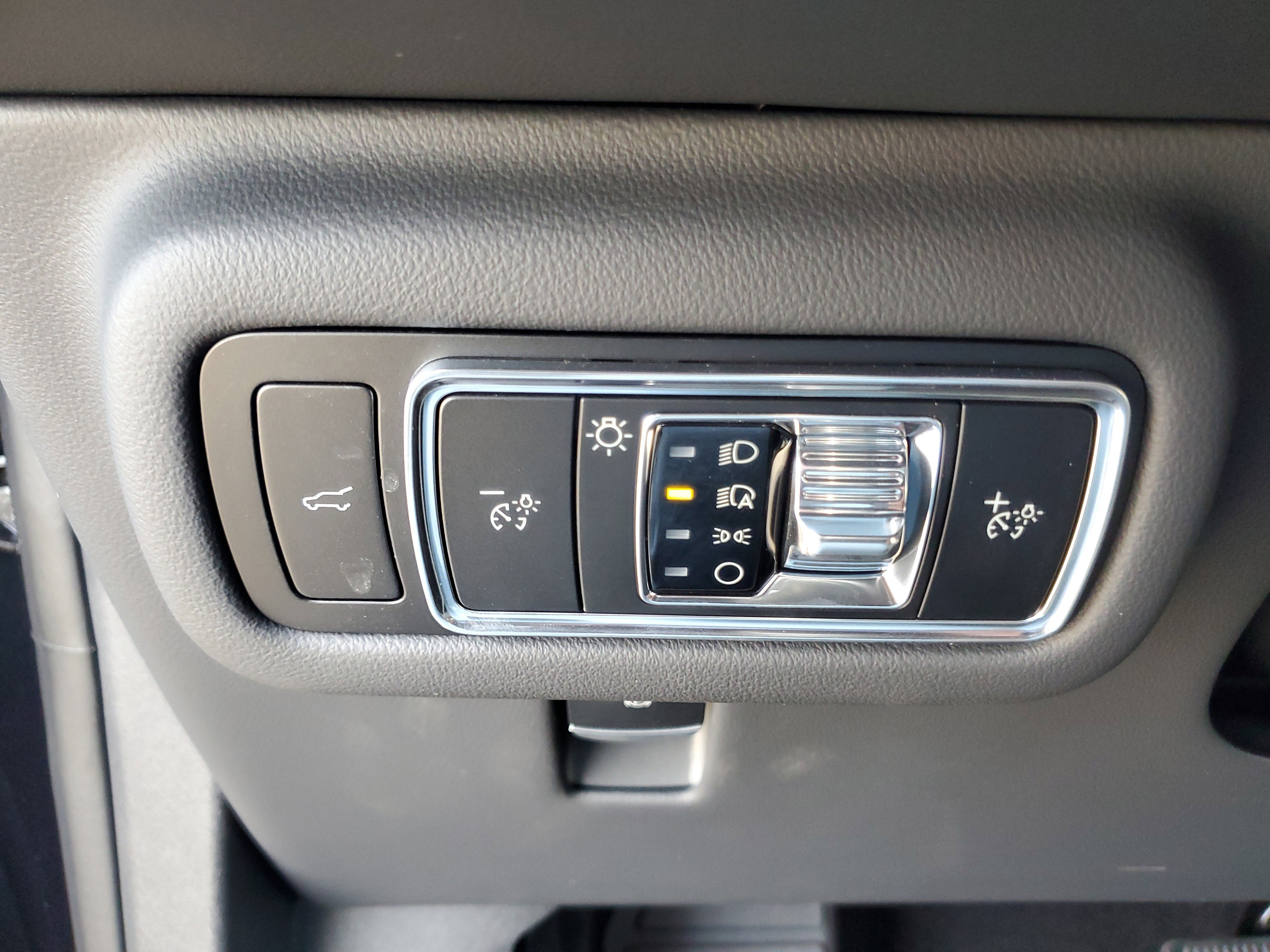 New 2026 Lincoln Nautilus Premier w/ Equipment Group 102A image 14