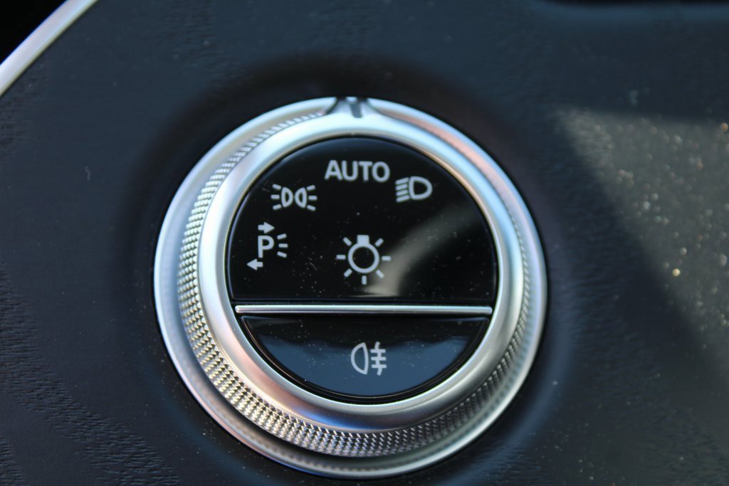 Certified 2025 Mercedes-Benz E 350 4MATIC Sedan image 24