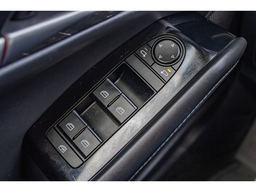 Used 2024 MAZDA CX-30 AWD 2.5 S w/ Select Sport Pkg image 34