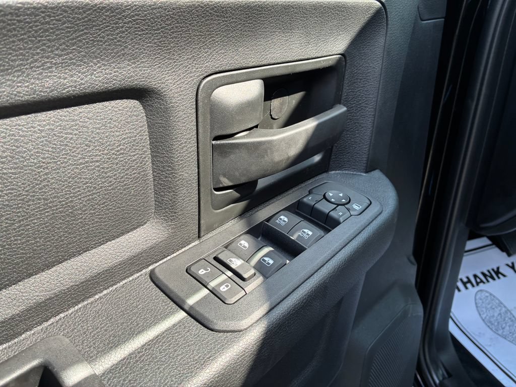 New 2026 RAM 3500 Tradesman w/ Chrome Appearance Group A AWD/4WD image 9