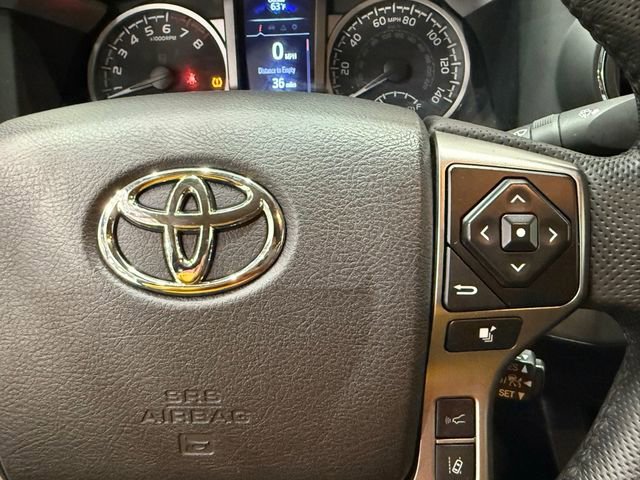Used 2022 Toyota Tacoma SR5 image 10