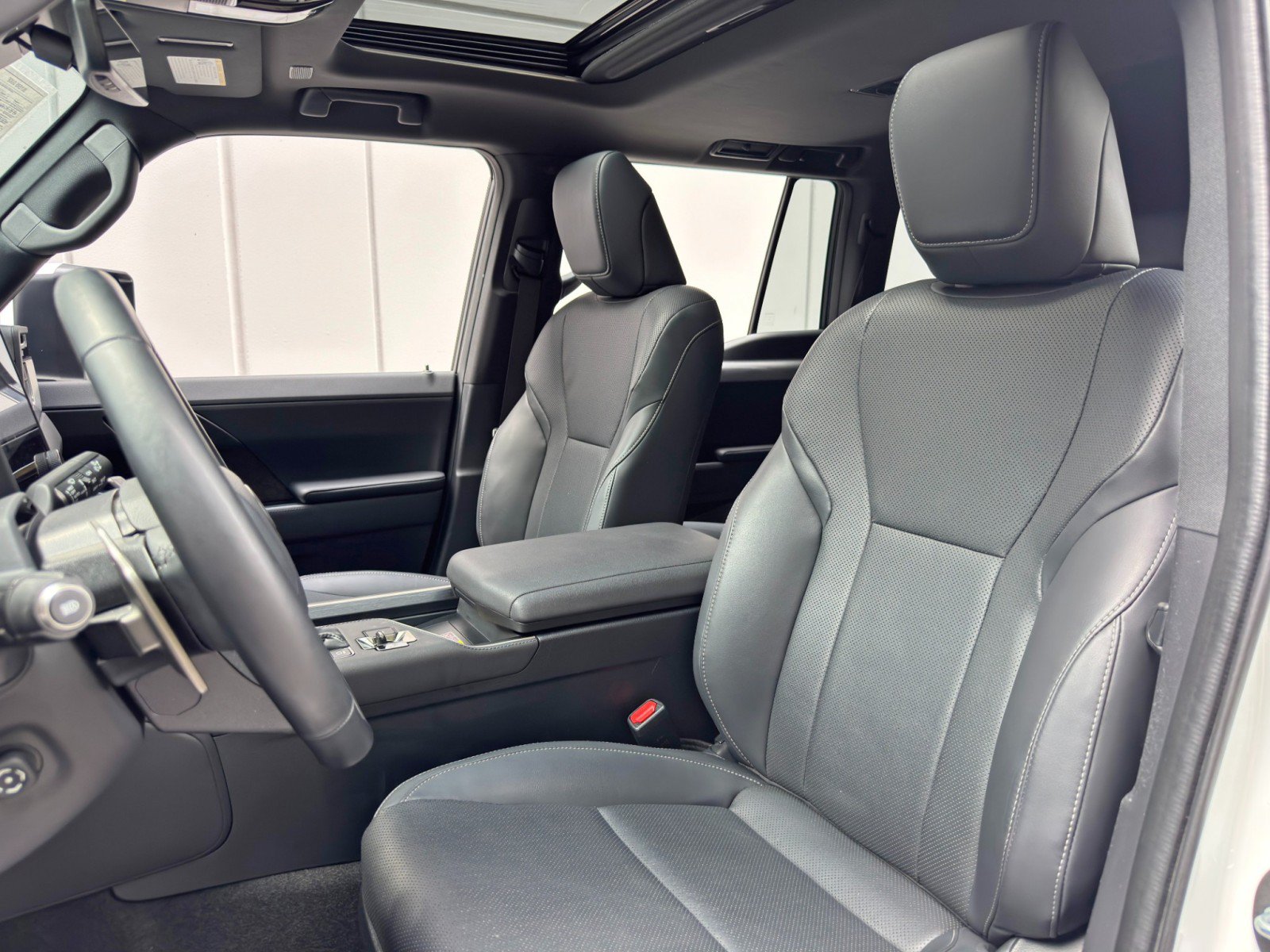 Used 2024 Lexus GX 550 w/ Cold Area Package AWD/4WD image 41