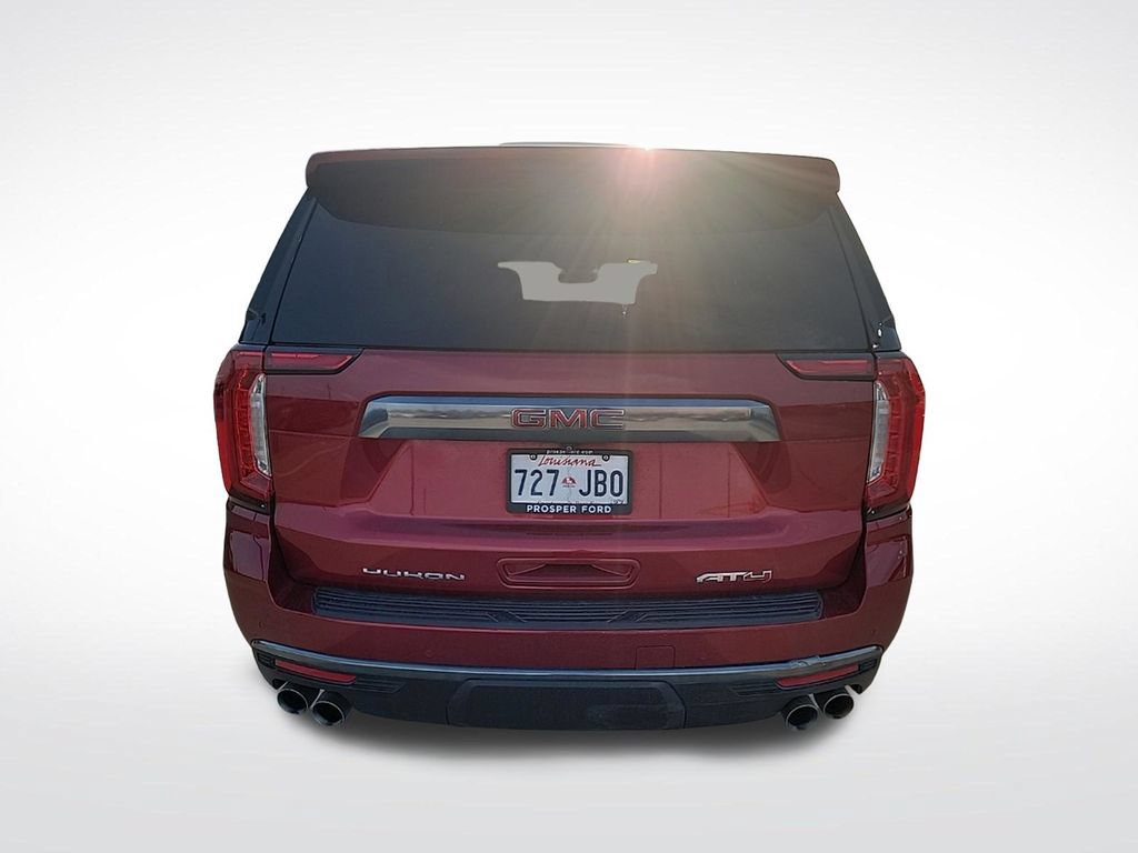 Used 2024 GMC Yukon AT4 w/ Technology Package AWD/4WD image 7