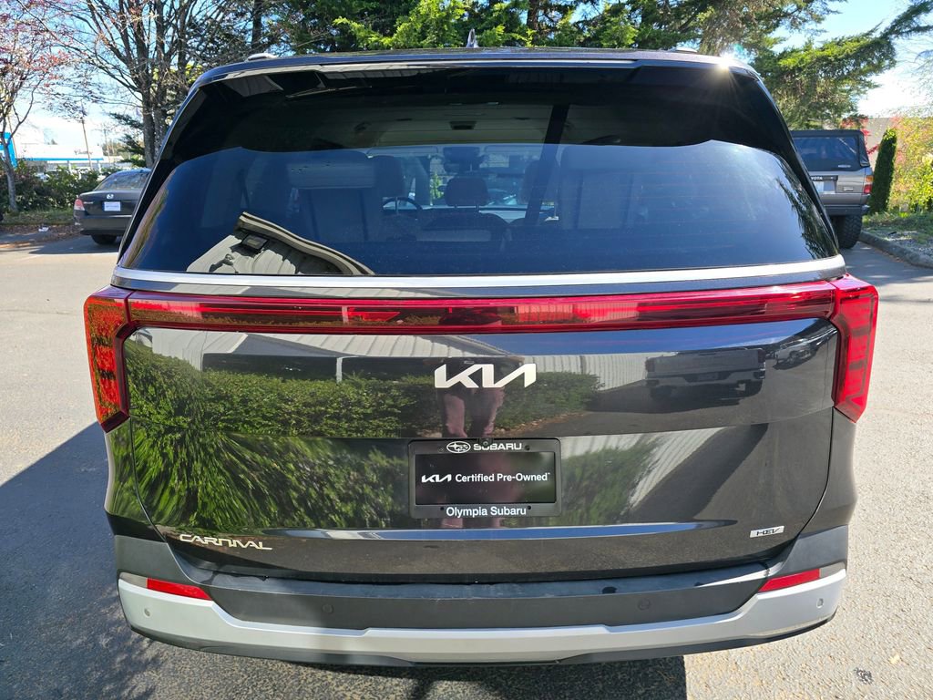 Certified 2025 Kia Carnival EX FWD image 5