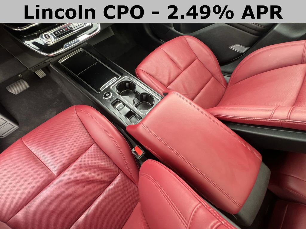 Used 2025 Lincoln Corsair Reserve w/ Rear Removable Package Tray image 29