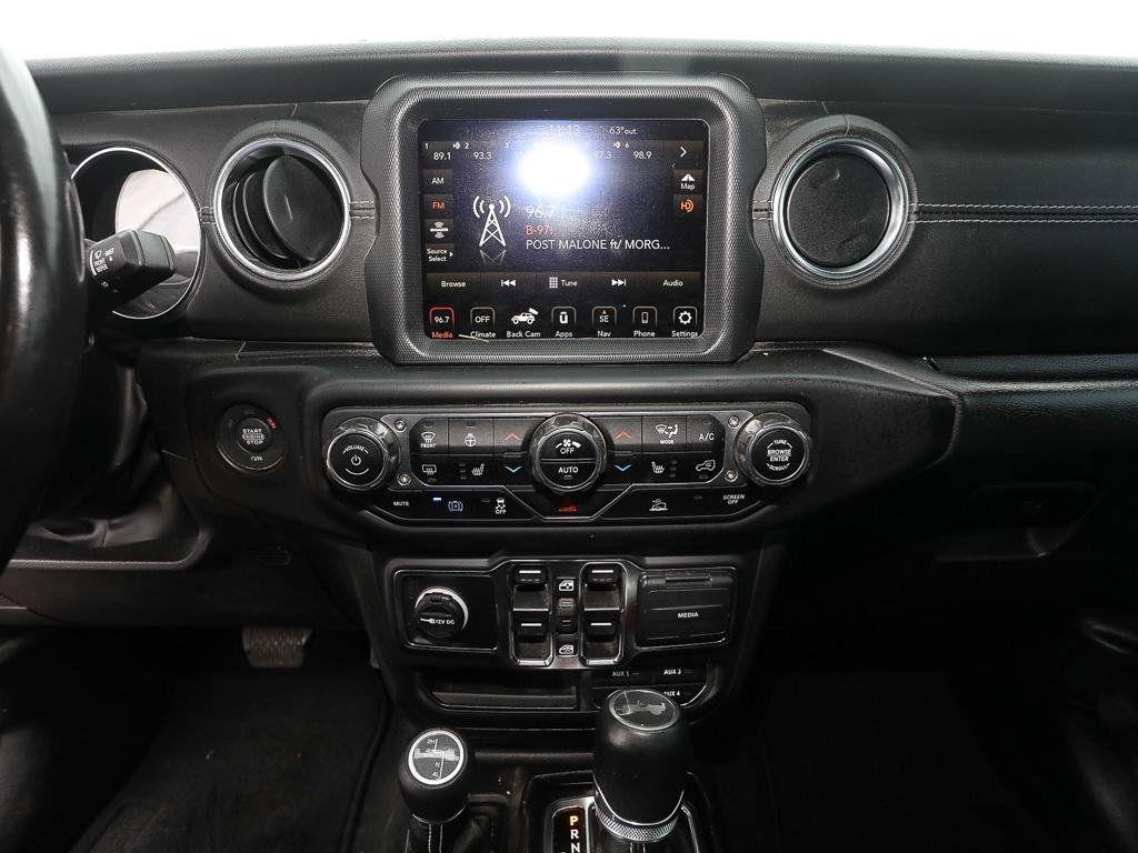 Used 2023 Jeep Wrangler Sahara w/ Cold Weather Group image 15