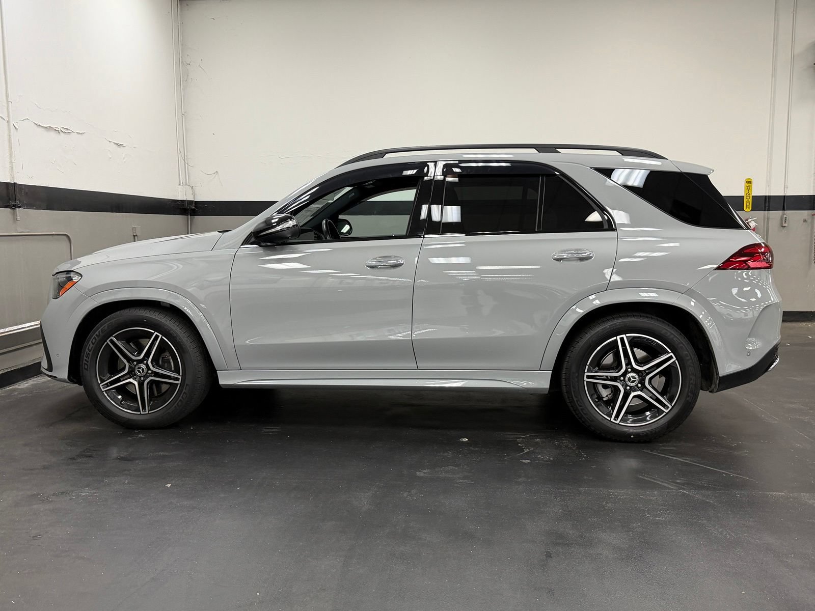 Used 2024 Mercedes-Benz GLE 450 4MATIC image 9