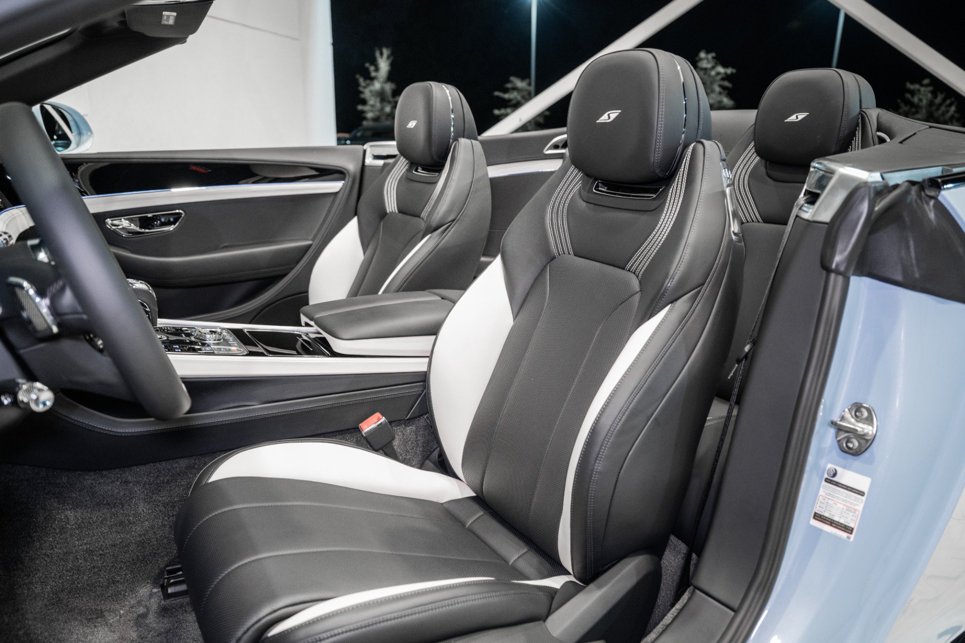 New 2026 Bentley Continental GTC AWD/4WD image 21