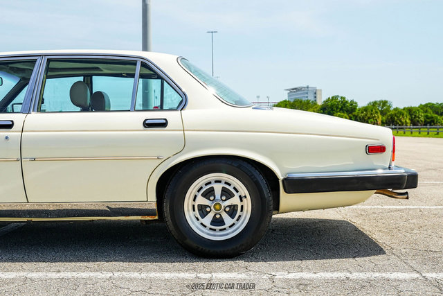 Used 1987 Jaguar XJ6 RWD image 5