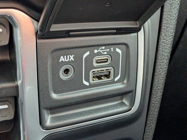 New 2026 Jeep Gladiator Rubicon w/ Safety Group AWD/4WD image 22