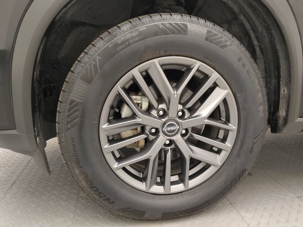 Used 2023 Nissan Rogue S FWD image 31