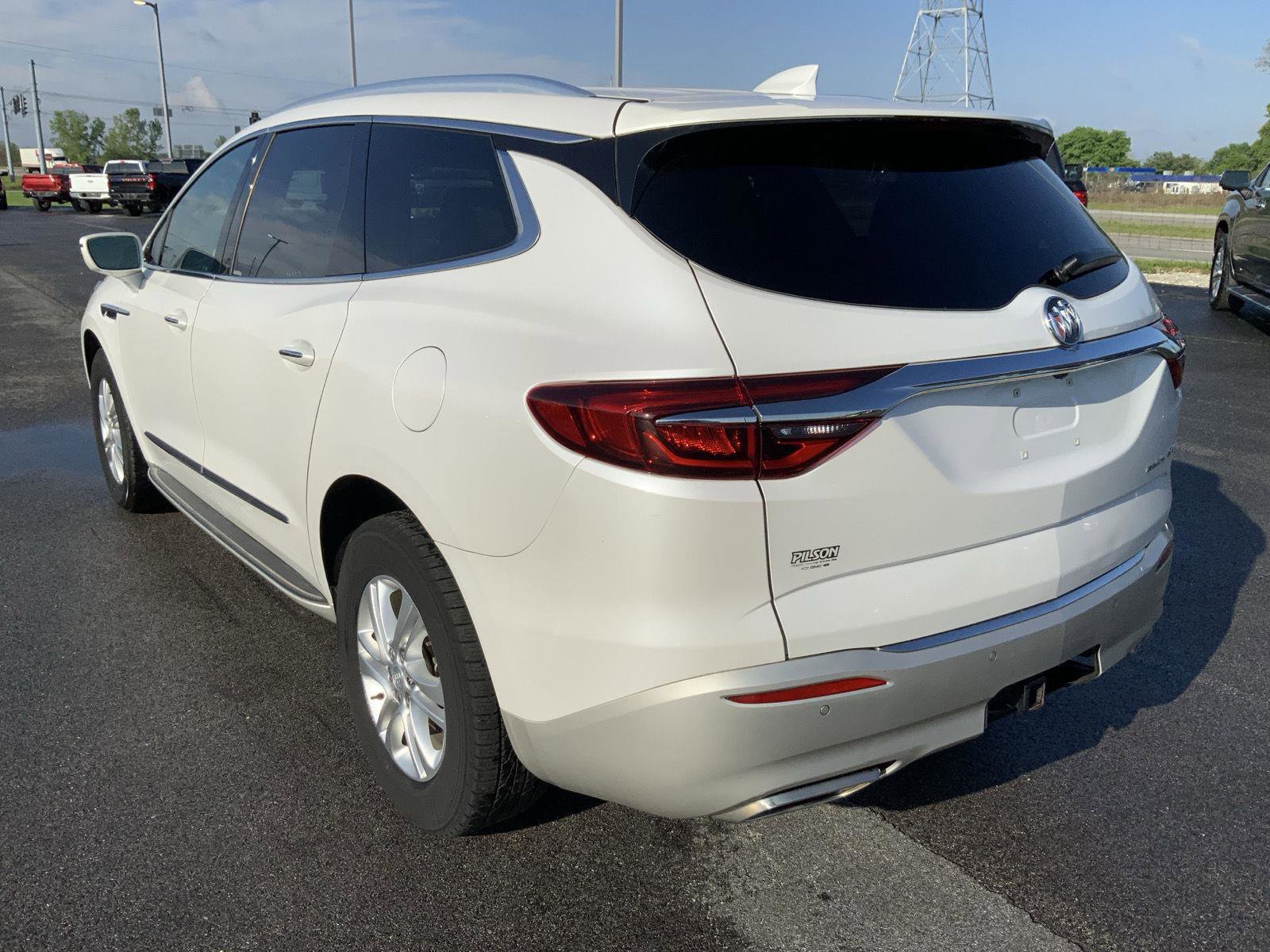 Used 2019 Buick Enclave Essence FWD image 6