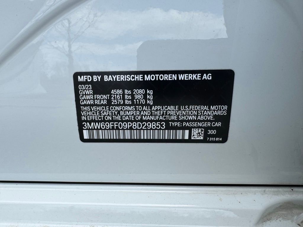 Used 2023 BMW 330i Sedan w/ Driving Assistance Package image 32