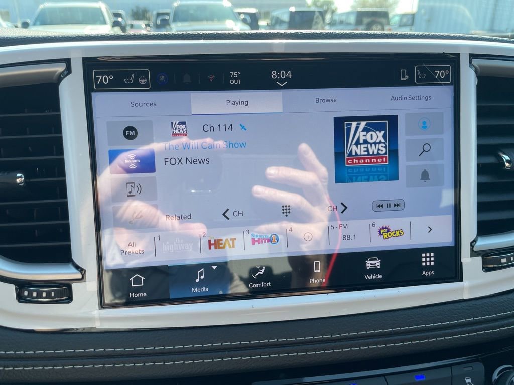 New 2026 Chrysler Pacifica Select image 30