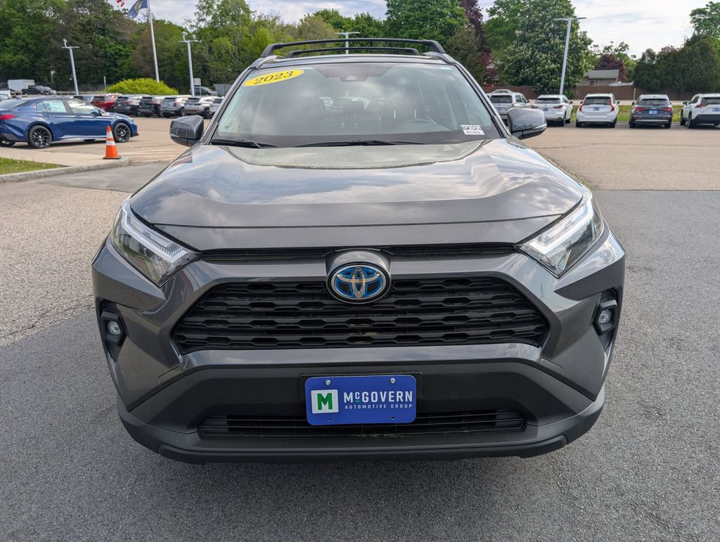 Used 2023 Toyota RAV4 XLE Premium AWD/4WD image 9