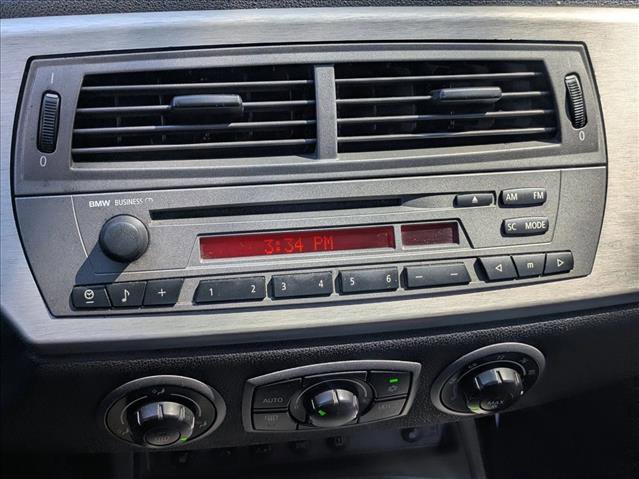 Used 2004 BMW Z4 2.5i RWD image 12