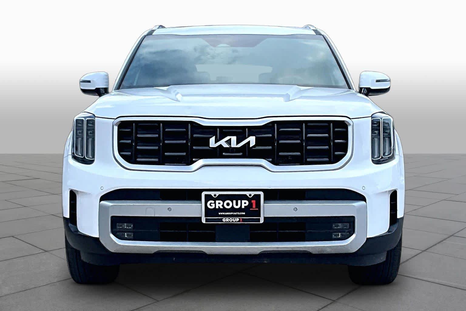 Certified 2024 Kia Telluride SX Prestige w/ Towing Package AWD/4WD image 4
