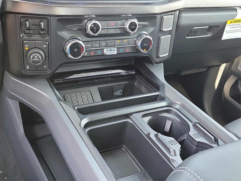New 2026 Ford F250 Lariat image 18
