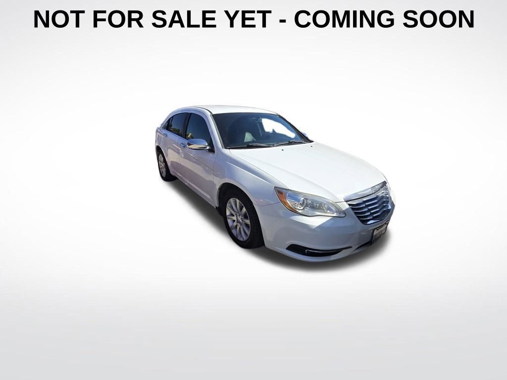 Used 2014 Chrysler 200 Limited