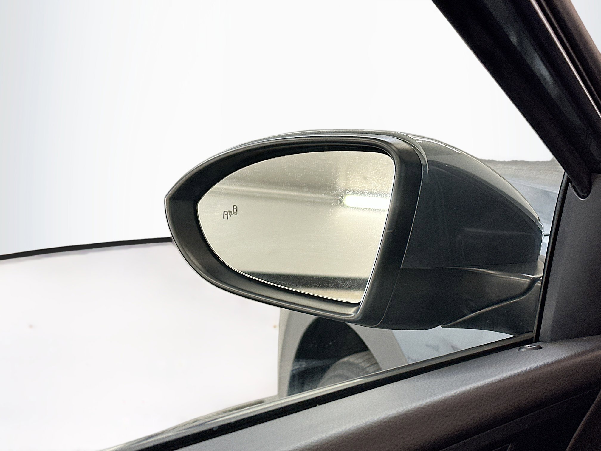 Used 2024 Volkswagen Jetta SE image 16