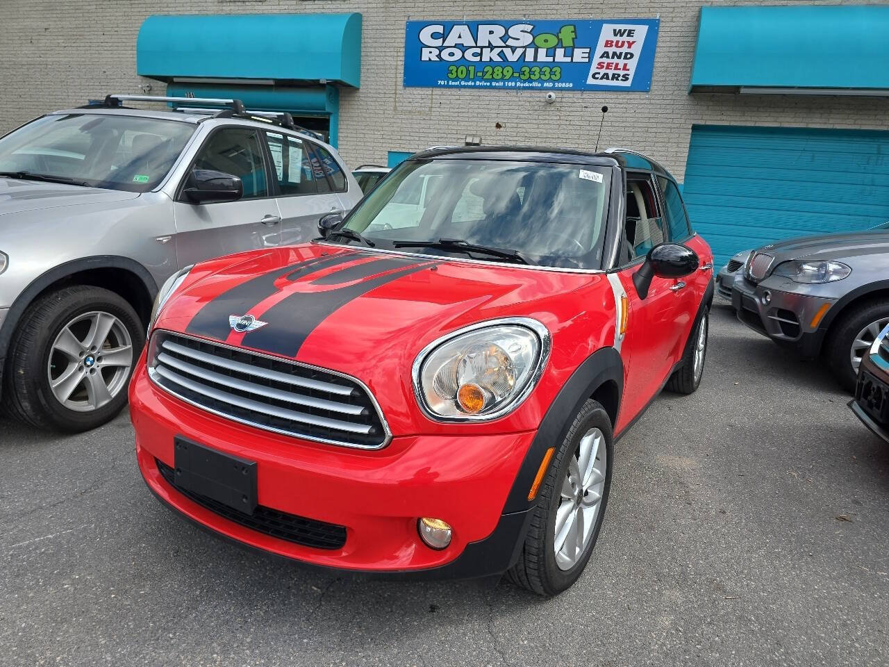 Used 2011 MINI Cooper Countryman FWD image 2