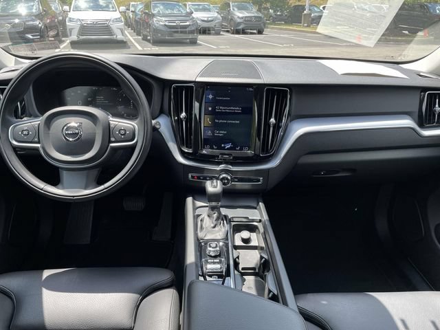 Used 2019 Volvo XC60 T6 Momentum w/ Multimedia Package AWD/4WD image 23