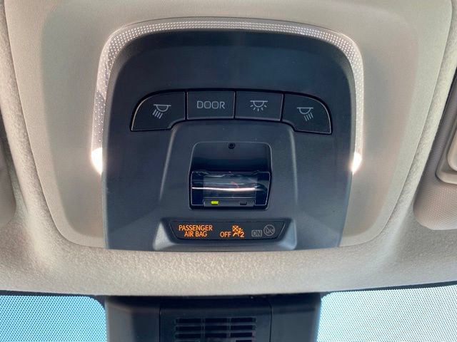 Used 2025 Toyota Corolla LE FWD image 22